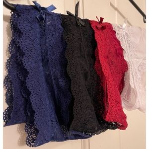 ✨BRAND NEW✨ 4 Pairs of Large Lace Underwear